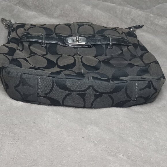 Vintage Coach Signature Chelsea Hobo Bag - Picture 6 of 9